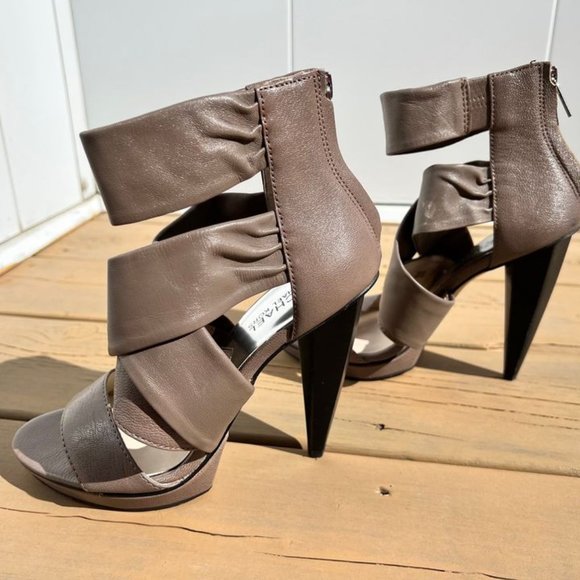 Michael Kors Leather Heels Toe Tan Ankle - Picture 2 of 5